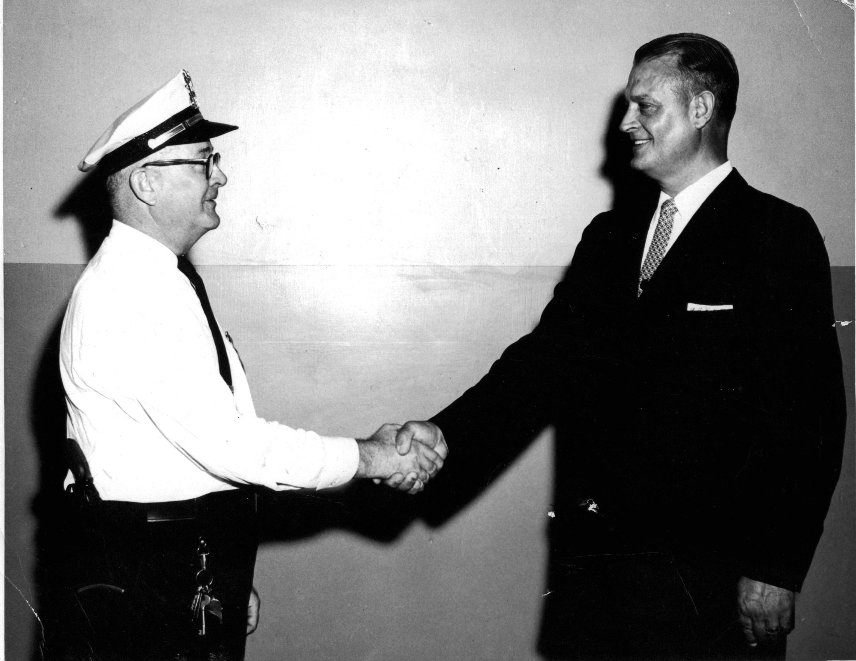 GG26 Lyston and mayor Mckeldin
