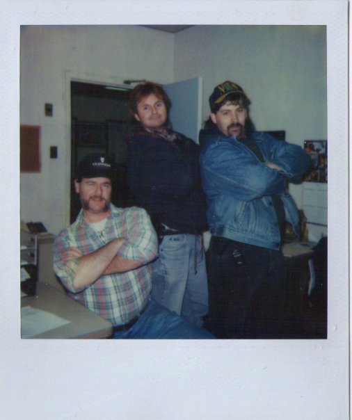 2206 1043693336051 4777 n